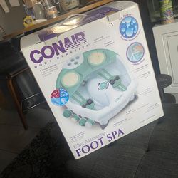 NEW Conair Body Benefits Ultra Massaging Foot Spa