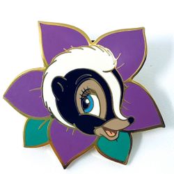 Disney WDW 2004 Pin Flowers Pursuit Bambi Flower the Skunk LE A8
