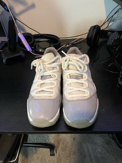 Air Jordan 11 Low Sneakers