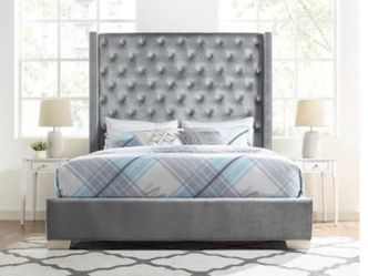 Upholstered Queen Bed in Special Offer At 45701 Highway 27 N Davenport Florida 33897.