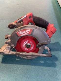 Milwaukee Skill Saw