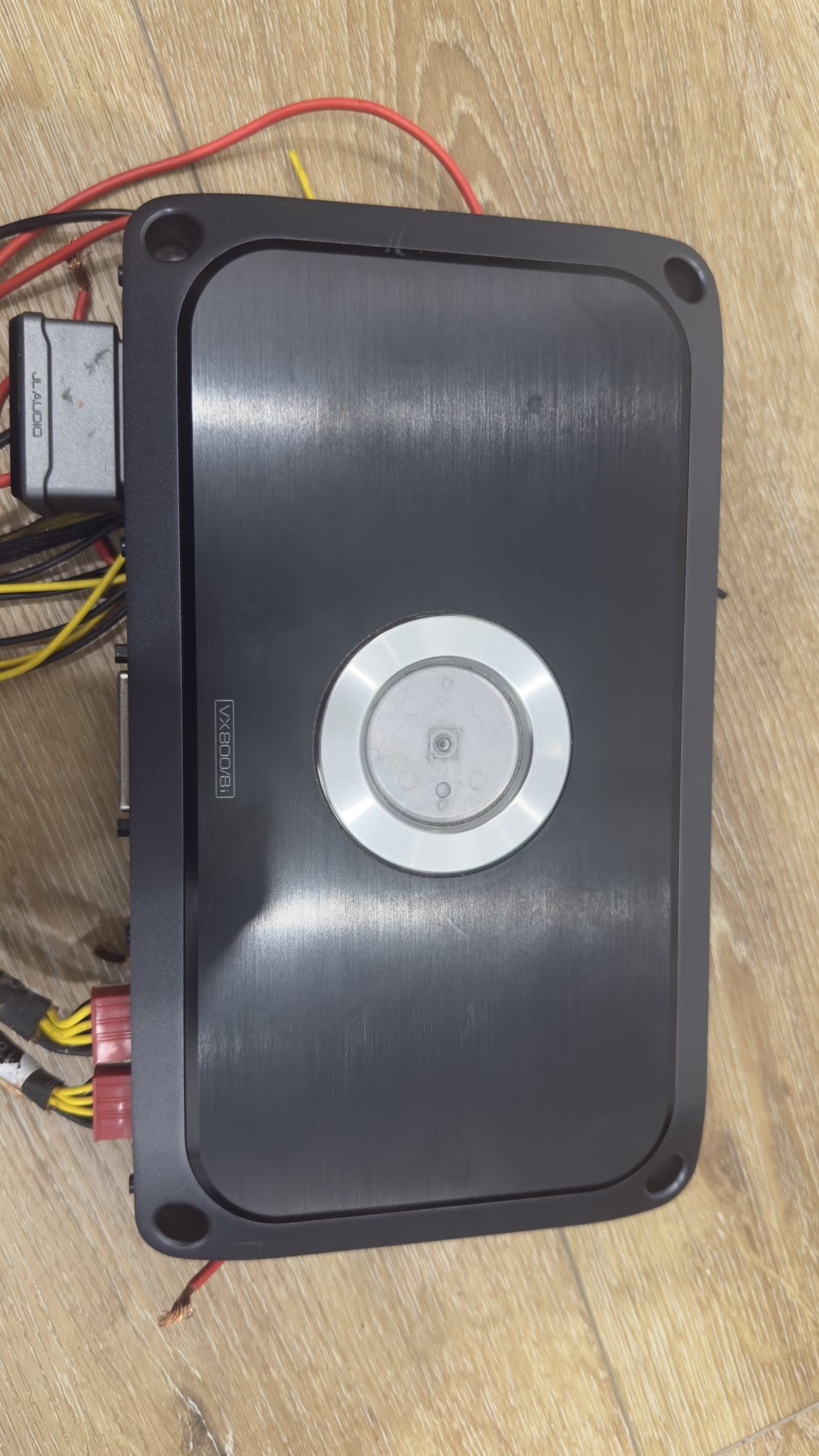 Jl Audio VX800/8i
