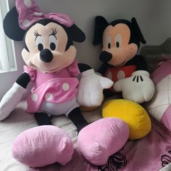 4ft MICKEY & MINNIE