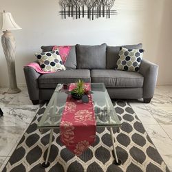Love Seat /  Bed