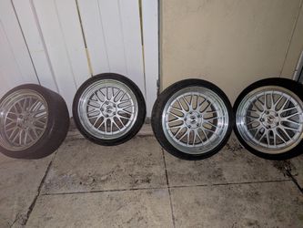 5x114.3 bolt and 18x9.5 rim 215/45/18 tires