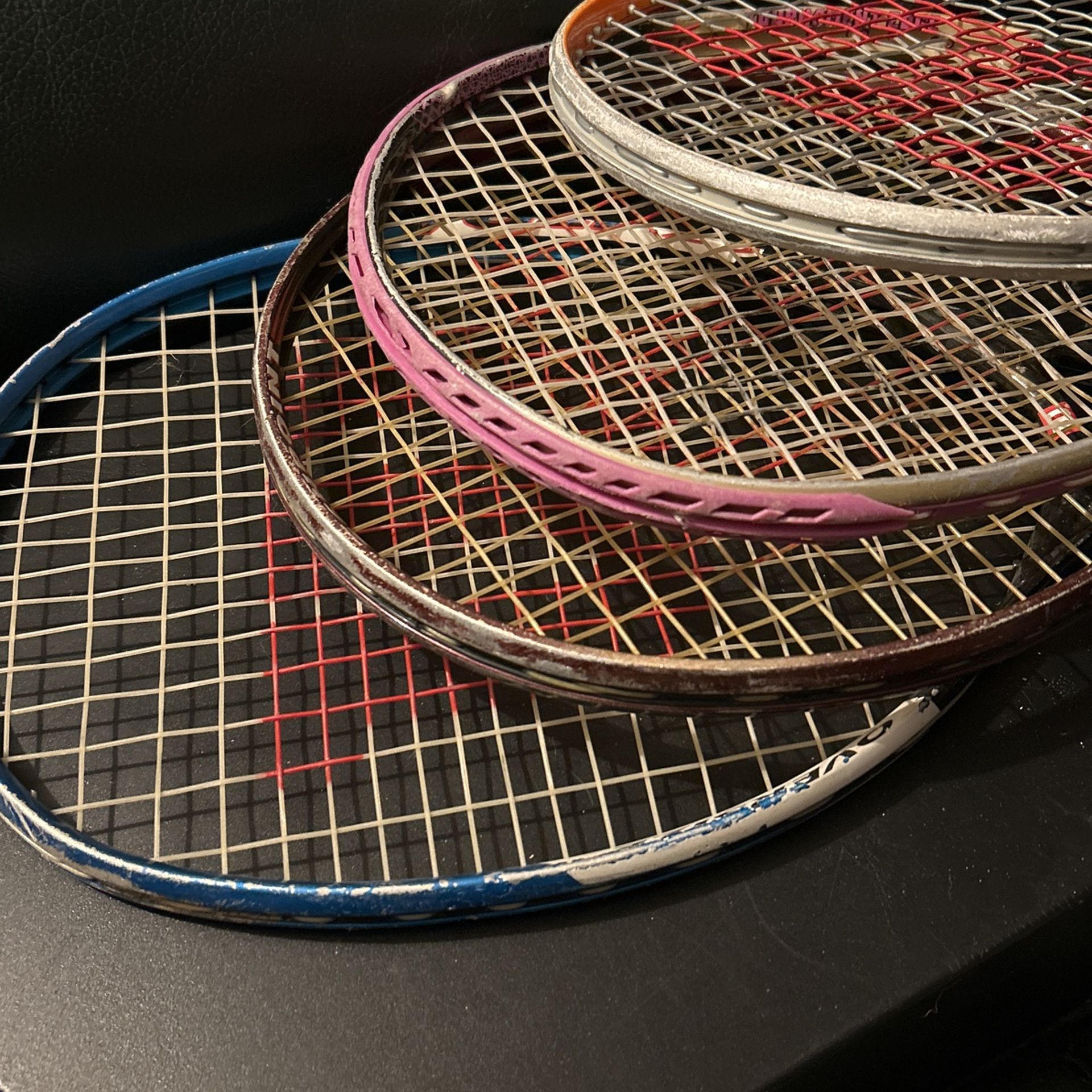 Lot Of 4 Tennis Rackets Wilson (3) Wilson Venus Shot Shock Grip Aero Dynamic design. Great For beginners. Rackets In Good Condition 