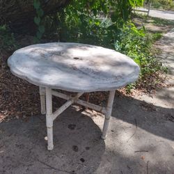 Very Beautiful Fiberglass, Pipe Legs Flower Design Table Heavy Duty And Painting 