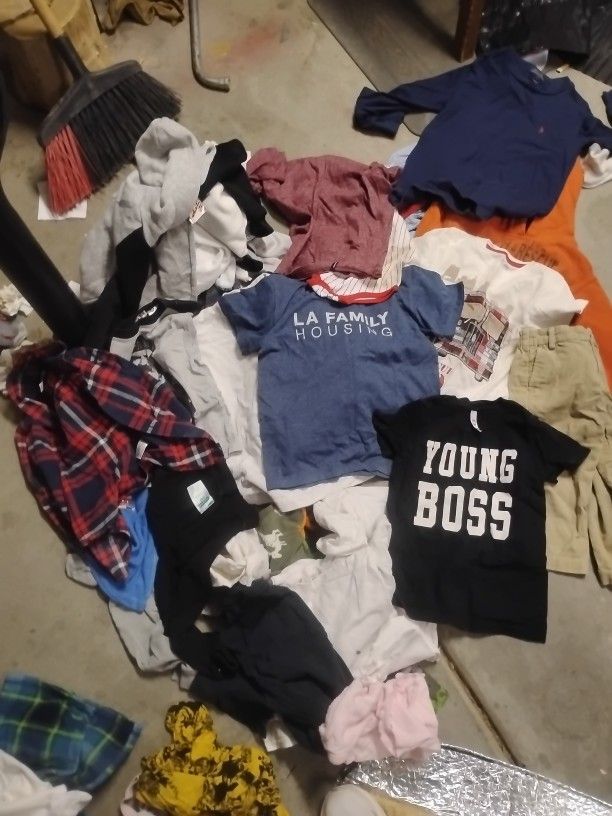 Toddler Clothes About 100 Pieces