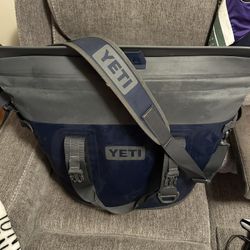 Yeti Hopper M30