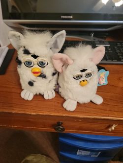 1998 &1999 Furbys  