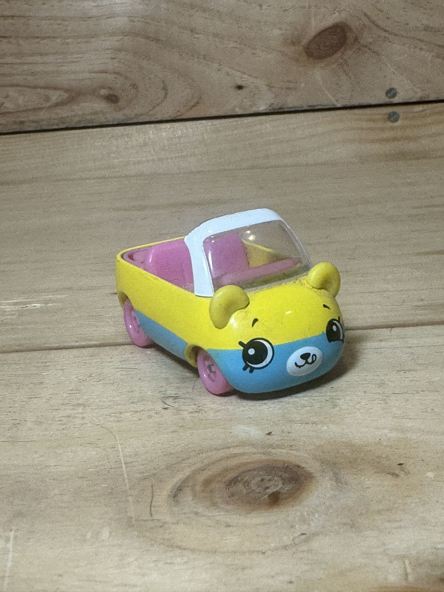 Shopkins Season 1 Cutie Cars Rainbow Rider Speedy SUV no top #scrappy