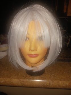 Brand new wig, And Is life like mannikin head