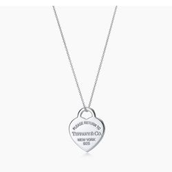 Tiffany & Co. Please Return To Tiffany & Co Heart Pendant Necklace 