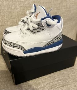 Shoes Jordan 3 Retro  size 4c kids