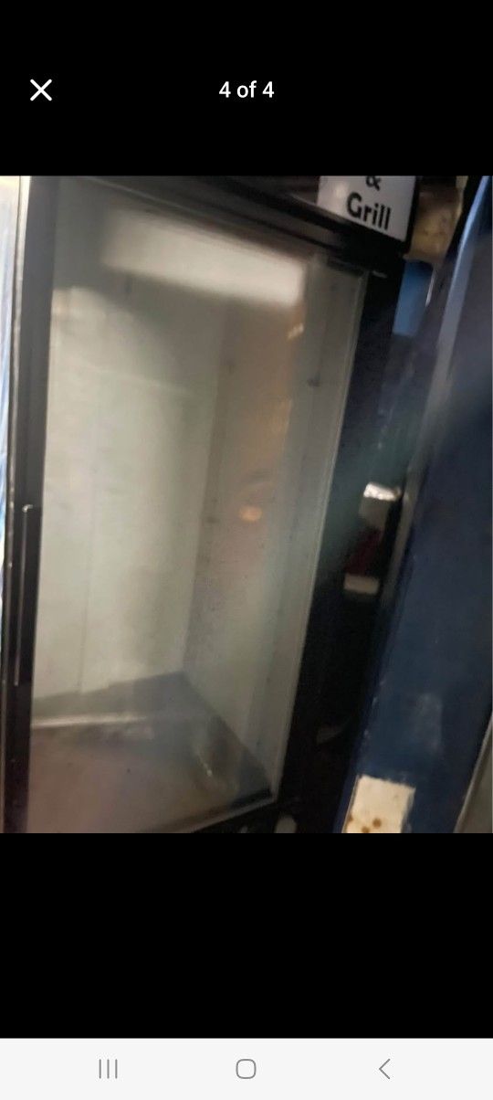 True Industrial Swing Door Soda Cooler Refrigerator Unit