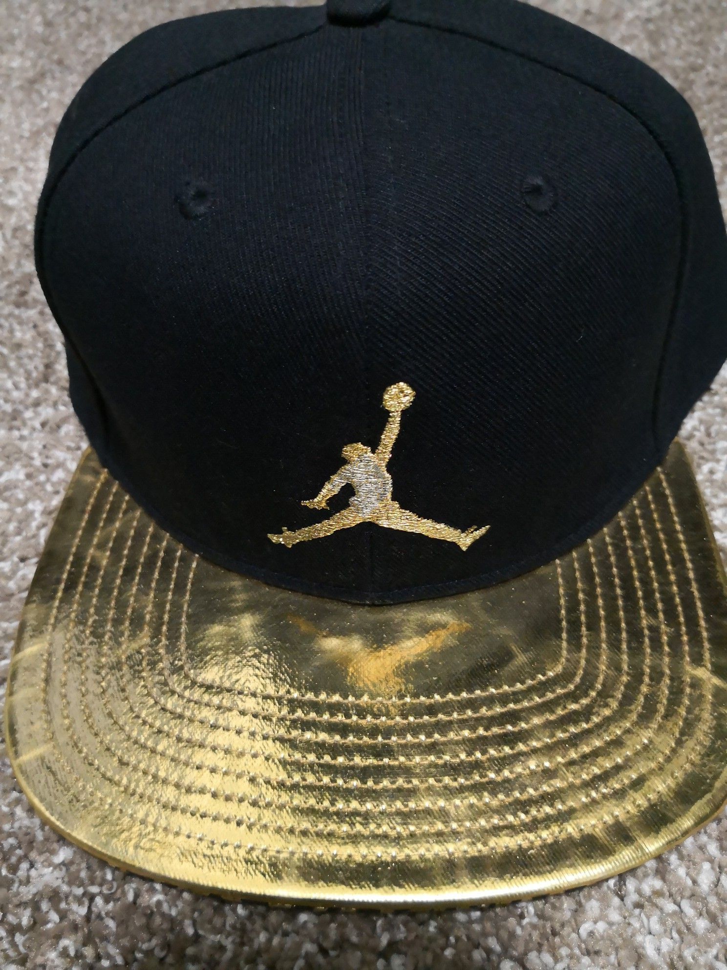 Jordan Gold print Snapback hat