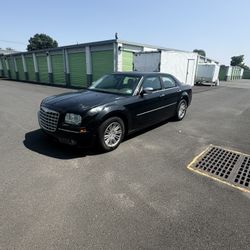 2010 Chrysler 300