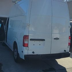 2021 Nissan NV Cargo