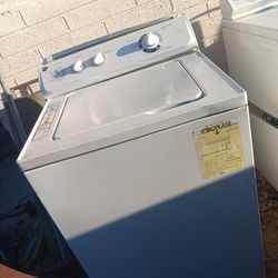 Lavadora. GE PARA PARTES  TODO ASE BIEN NOMAS TIRA AGUA