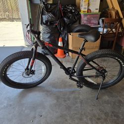 Northrock XC00 - Black