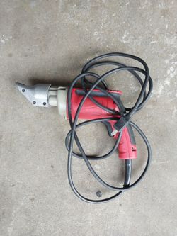 Milwaukee Shear 18Ga - 1.2 mm ( 6.8 A ( Condition Good )