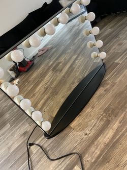 Impressions Vanity Mirror With Lights