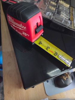 Milwaukee 25 ft. Wide Blade Tape Measure