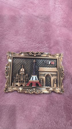 Paris Souvenir Fridge Magnet made of metal