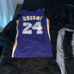 Men’s Lakers Jersey Nmbr 24