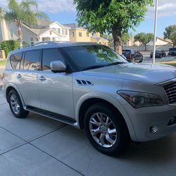 Infiniti 2012 QX56