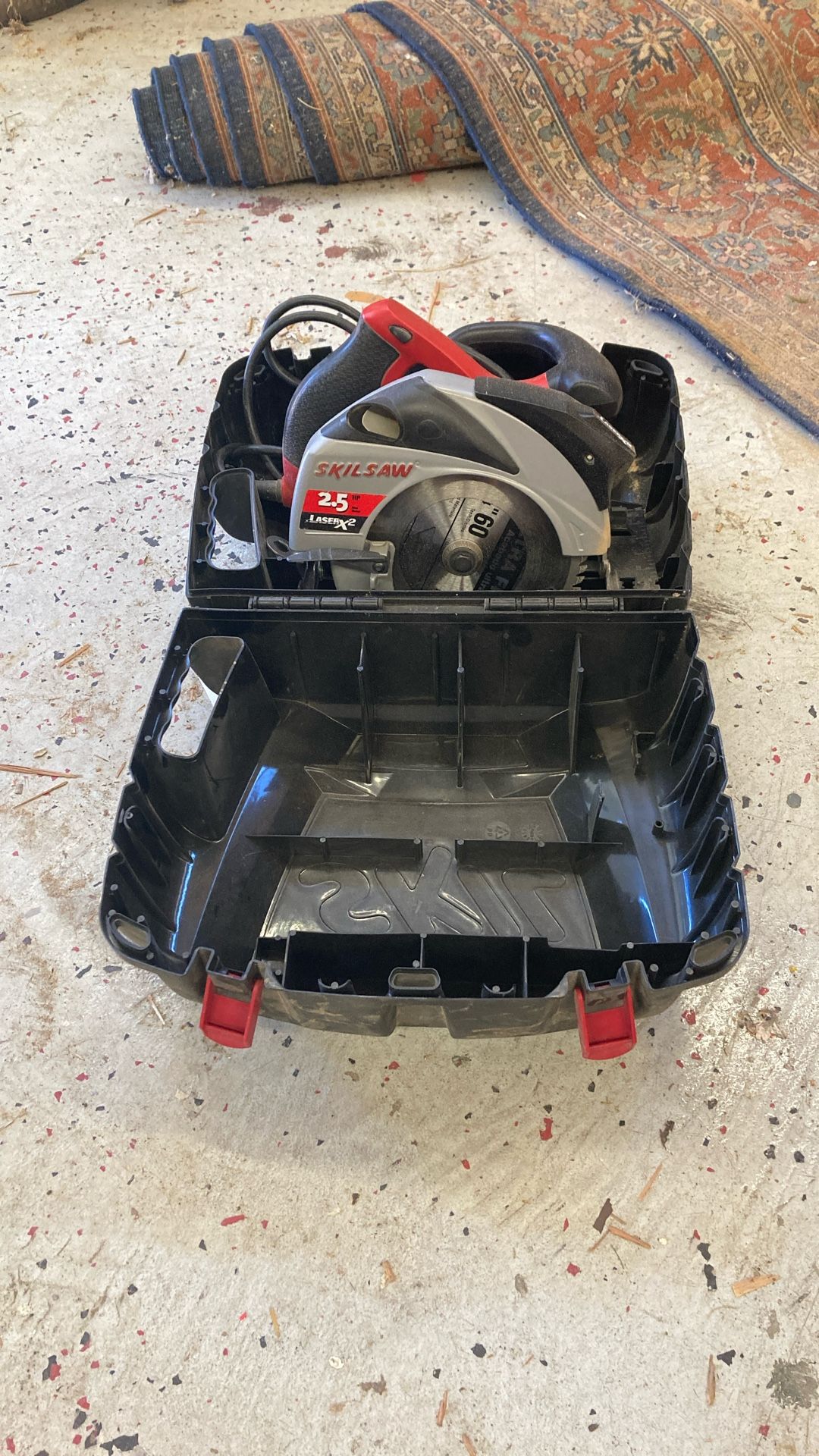 Circular Saw With Blade
