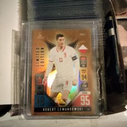 Robert Lewandowski Limited Edition Gold