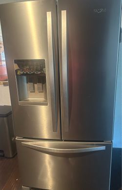Refrigerator & Stove