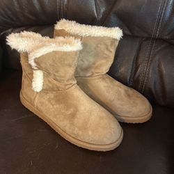 Short boots