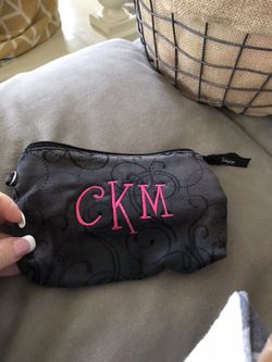 Thirty one makeup pouch