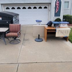 Free Furniture, Indoor & Outdoor