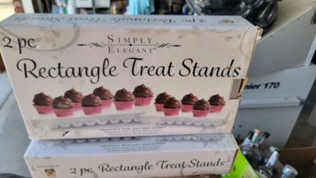 Treat stands