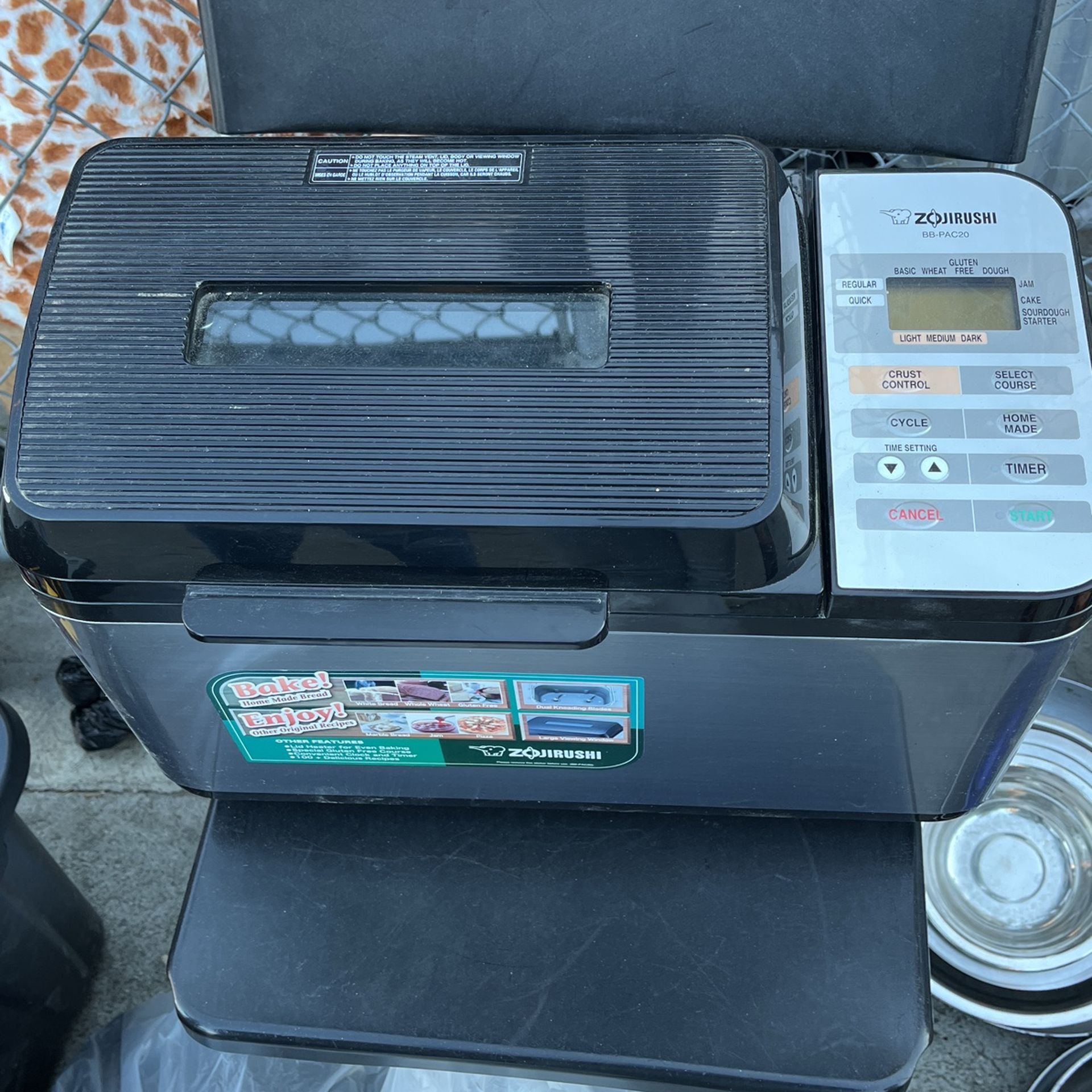 Zojirushi Bread Maker