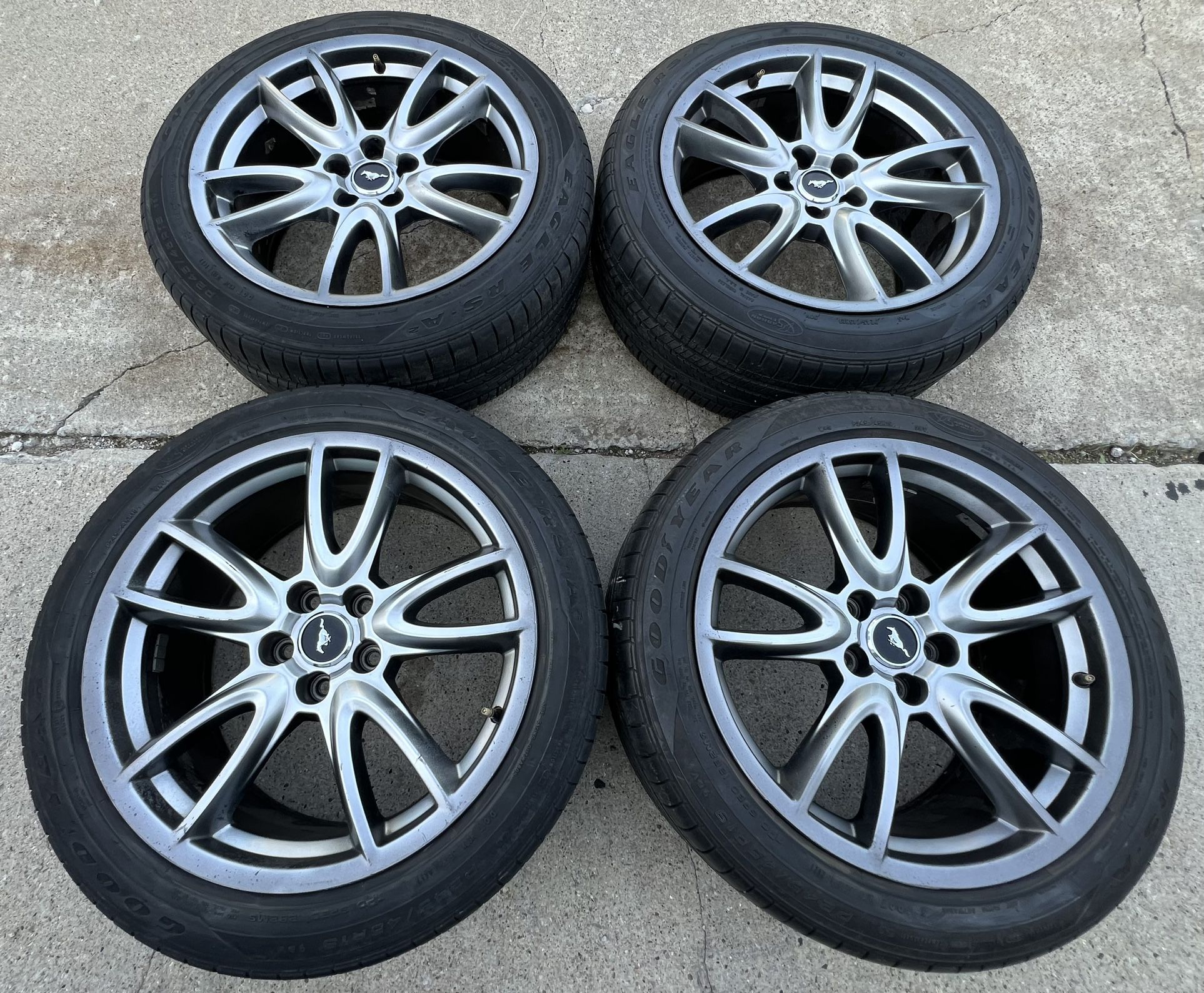 19” Ford Mustang Crown Vic Grand Marquis Factory OEM Wheels Rims Tires 19 inch