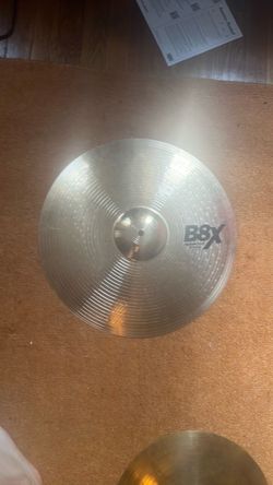B8X medium crash cymbal 18”