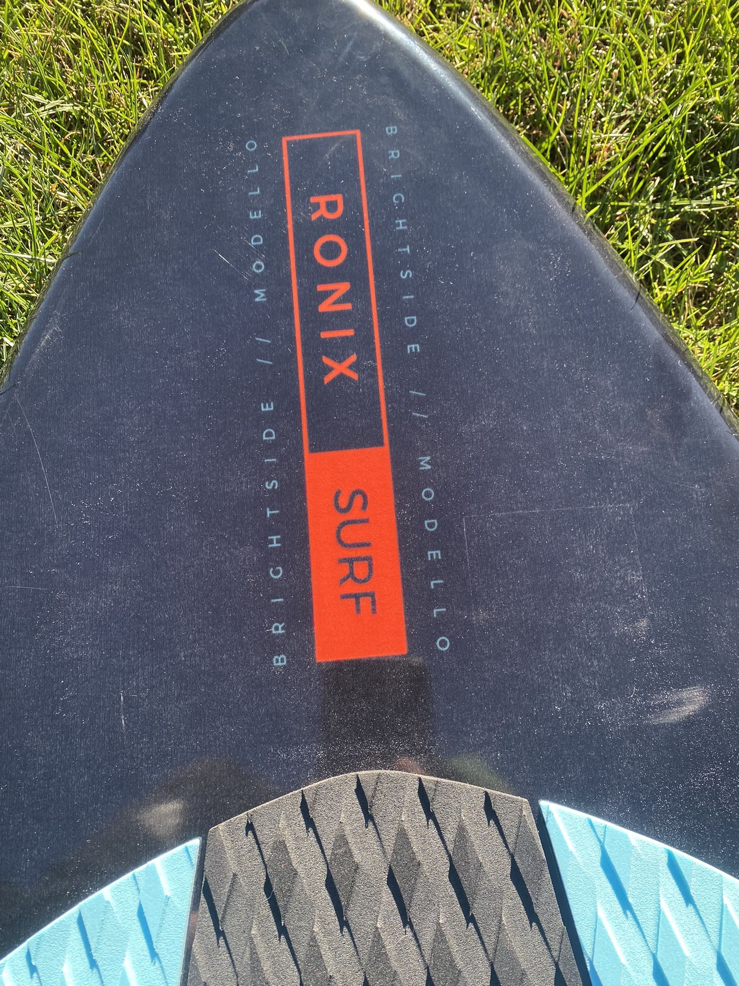 Ronix Bright side Wakesurf Board for Sale in Bonney Lake, WA OfferUp
