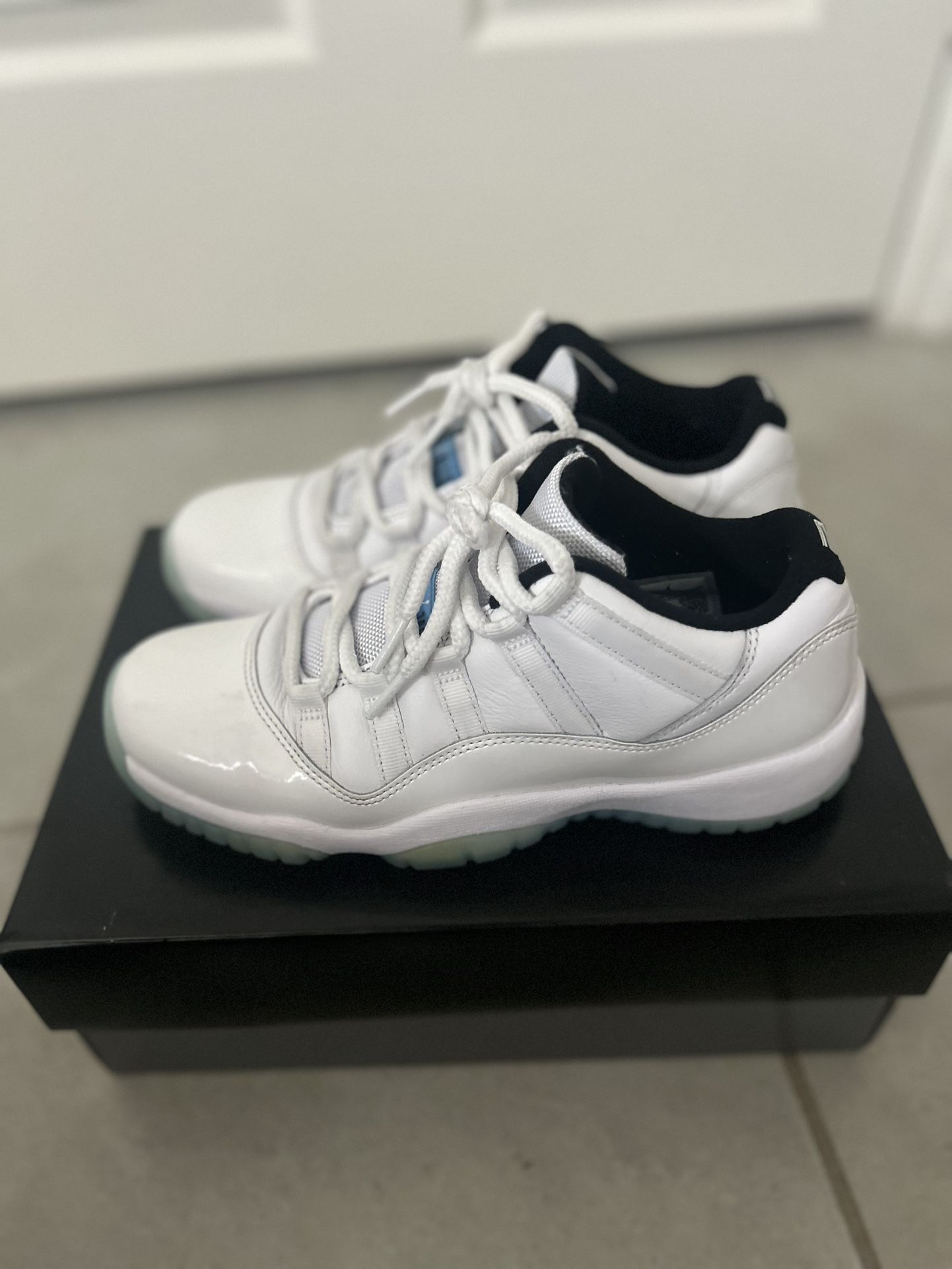 Jordan legend blue 11’s