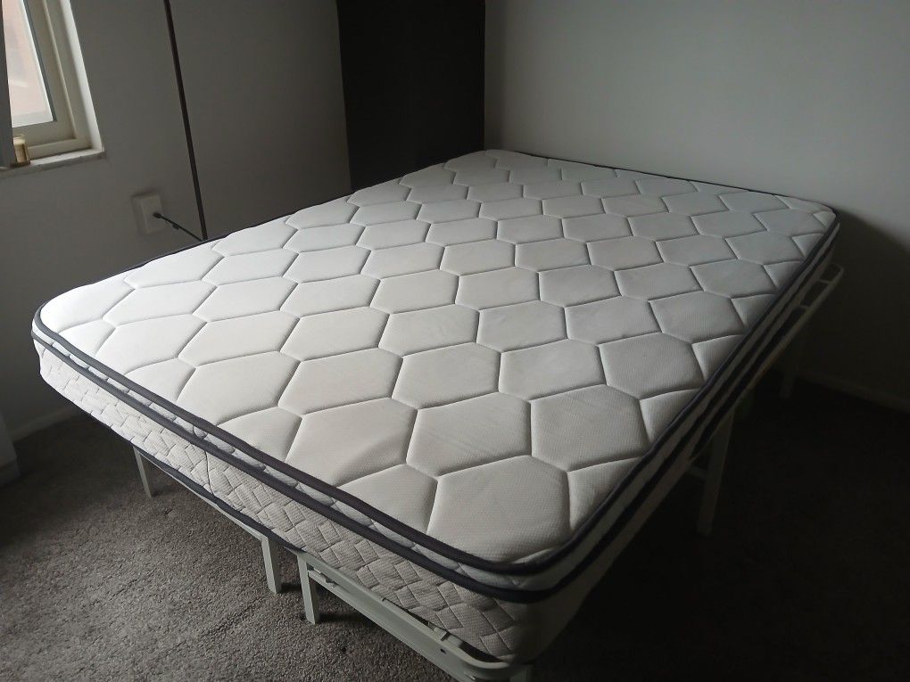 Free Full Size Bed And Frame