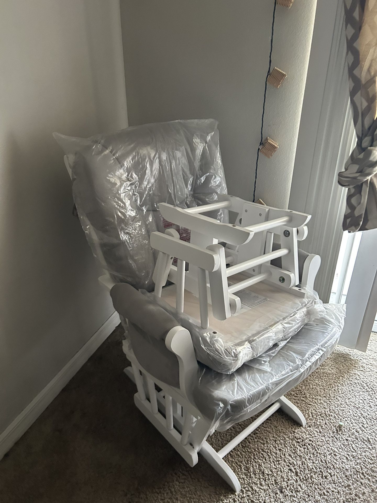Rocking Chair 