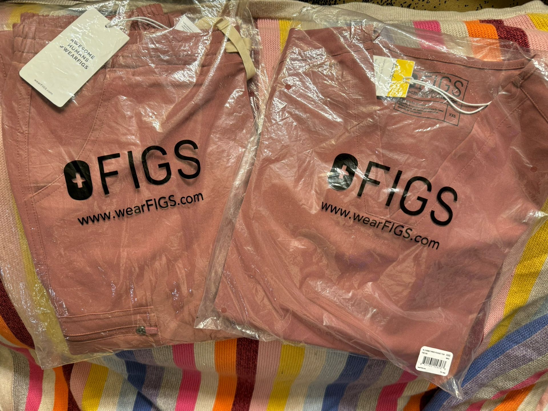Figs scrubs 