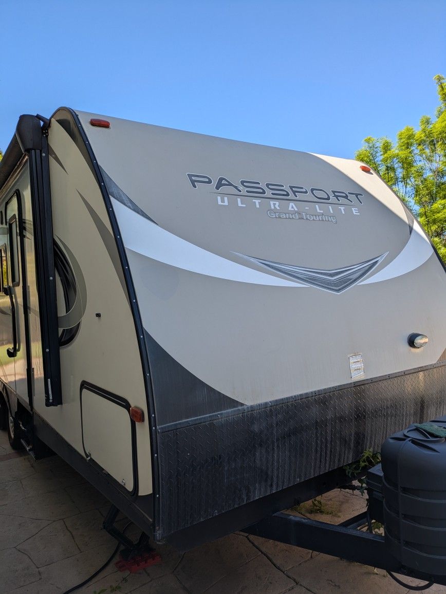 2018 Keystone Passport Ultralight 27 Ft