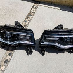 2014-2022  jeep grand cherokee black headlights
