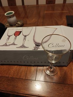 Cellini Gold Rim Wine Glass Set