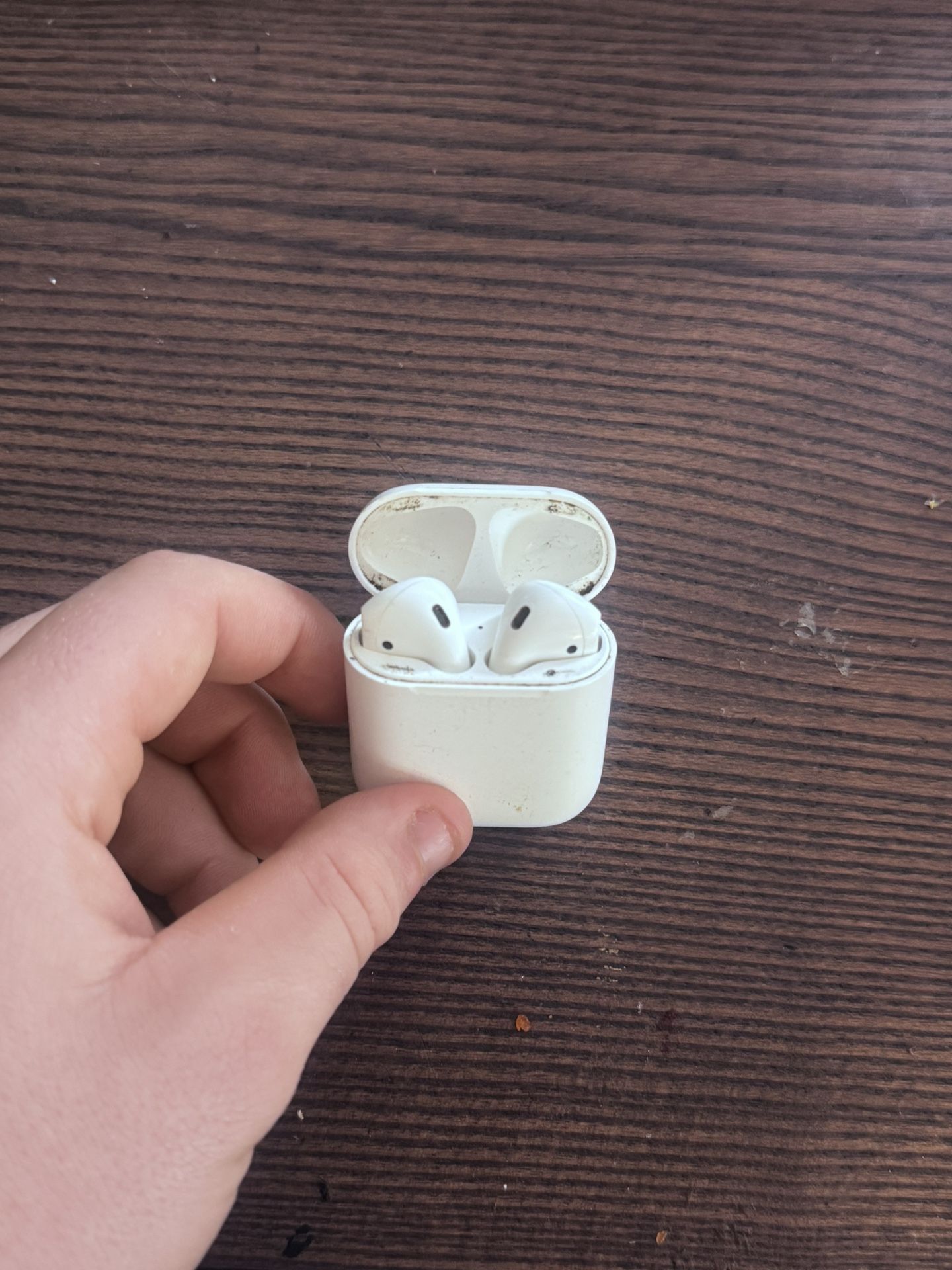 AirPods