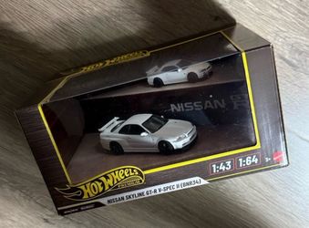Hot Wheels Premium Nissan Skyline GT-R V-Spec II BNR34